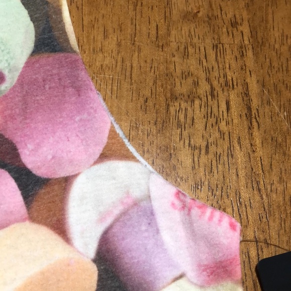 Chaser New Candy Print Sweet Hearts tee S - Picture 9 of 9